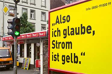 Über Gott und die Welt: Plakat für Yellow Strom: "Also ich glaube, Strom ist gelb."