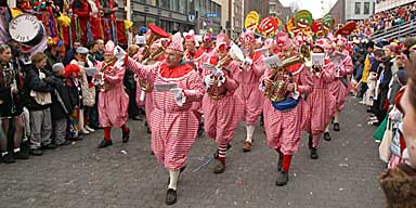 Rosenmontagszug Köln 2003  - Spielmannszug