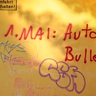 Berlin-Kreuzberg: Graffitischmiererei zum 1.  Mai