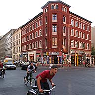 Berlin-Kreuzberg, Adalbertstraße Ecke Oranienstraße
